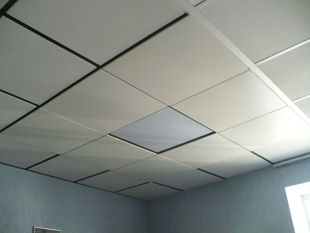 Парящий потолок с подсветкой: необходимое оборудование и монтаж